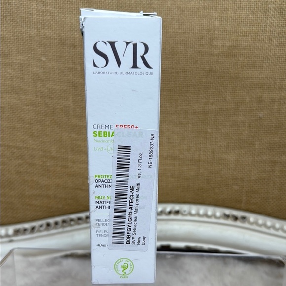 SVR Sebiaclear Creme SPF50 - Picture 2 of 6